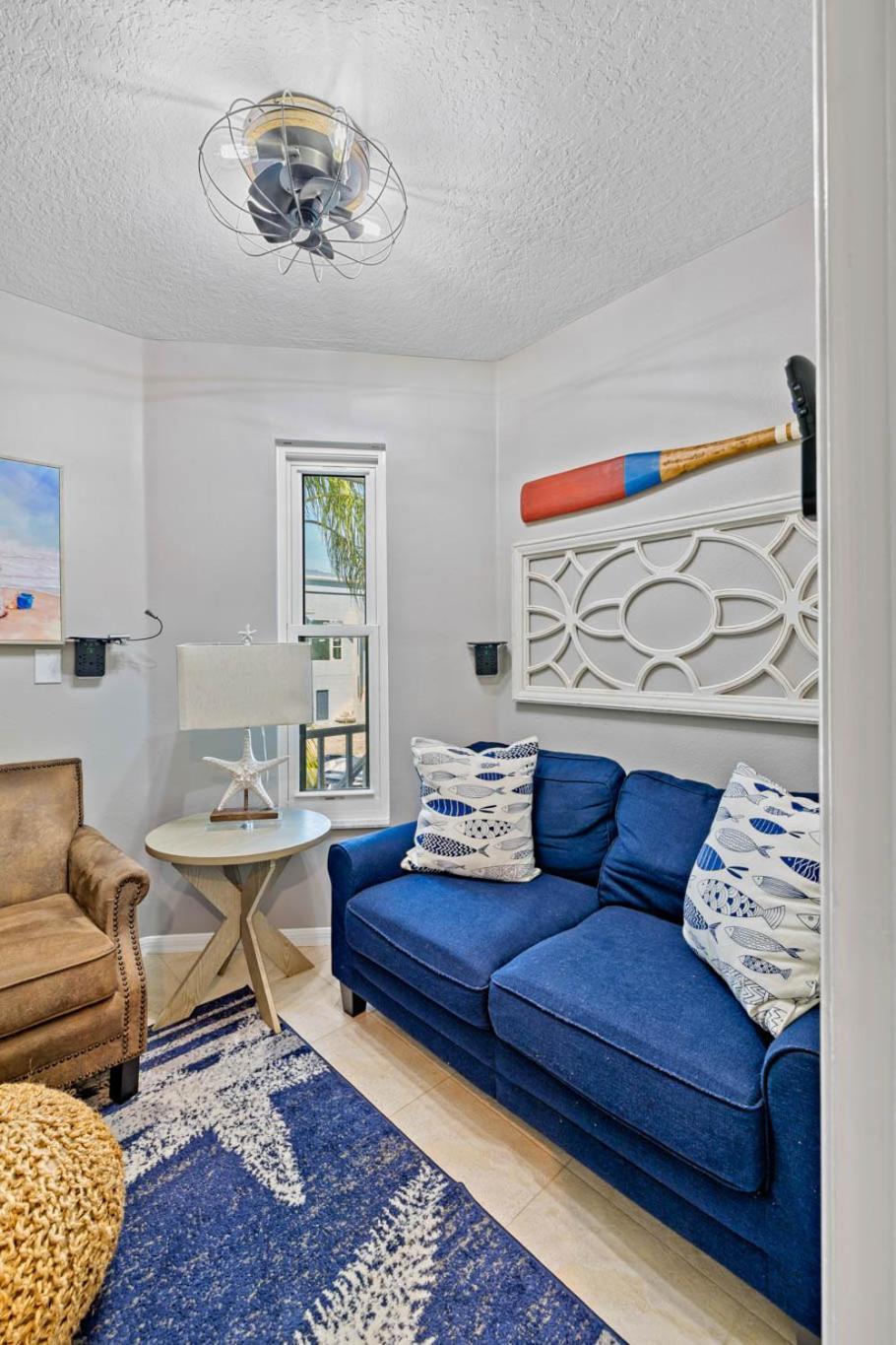 5 Bed3Bath Waterfront Pool Home With Full Gym, Office, And Heated Pool! Hernando Beach Eksteriør bilde