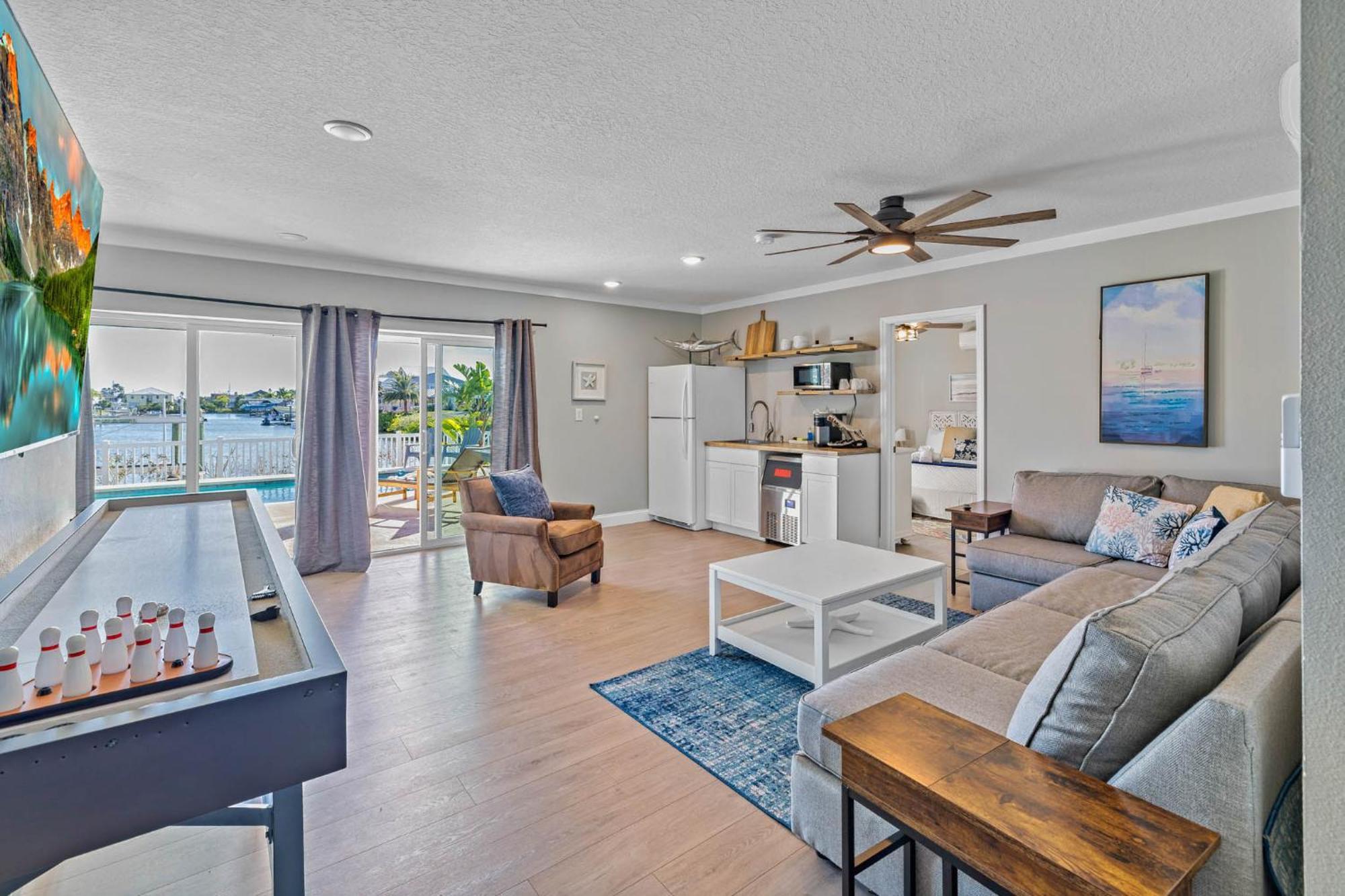 5 Bed3Bath Waterfront Pool Home With Full Gym, Office, And Heated Pool! Hernando Beach Eksteriør bilde