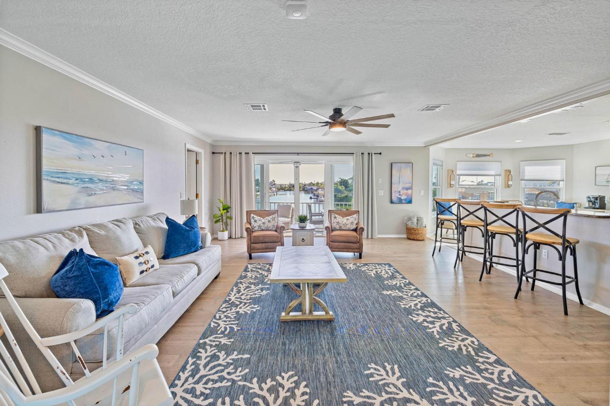 5 Bed3Bath Waterfront Pool Home With Full Gym, Office, And Heated Pool! Hernando Beach Eksteriør bilde