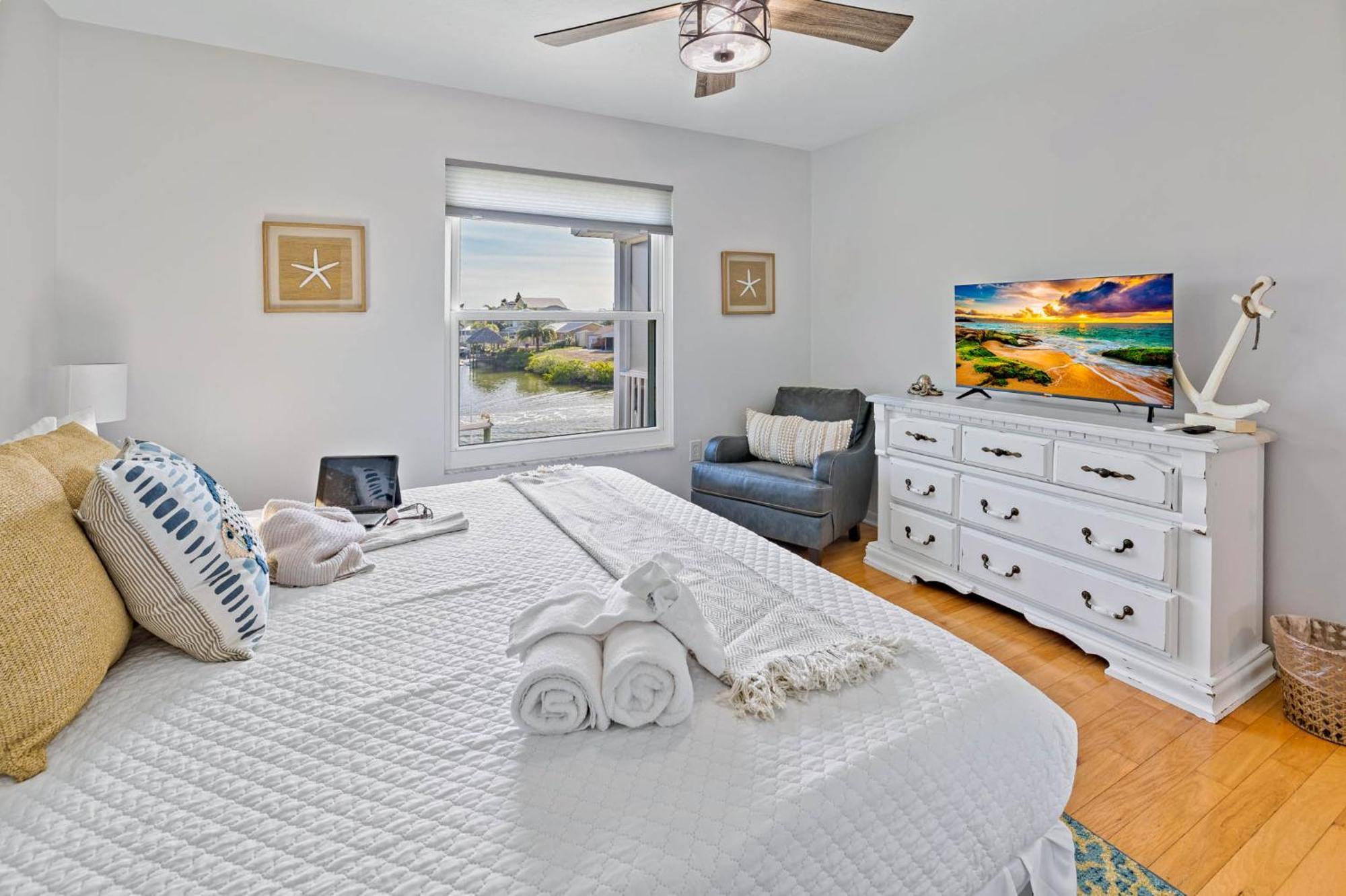 5 Bed3Bath Waterfront Pool Home With Full Gym, Office, And Heated Pool! Hernando Beach Eksteriør bilde